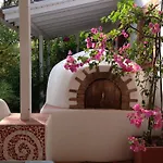 Fazendinha - - Spacious And Tranquil Pensión