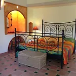 Fazendinha - - Spacious And Tranquil Pensión
