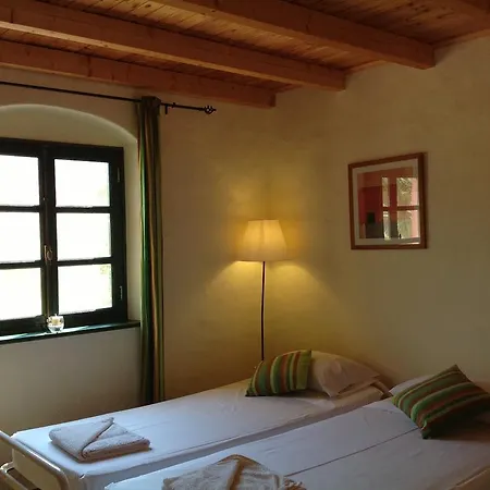 Fazendinha - - Spacious And Tranquil Πανσιόν