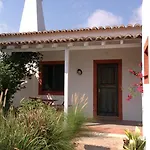 Fazendinha - - Spacious And Tranquil Vendégház